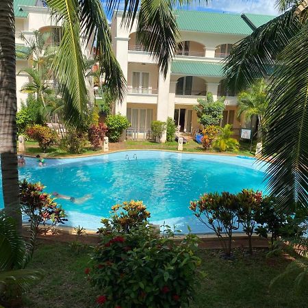 Best Holiday Beach Apartment Flic-en-Flacq エクステリア 写真