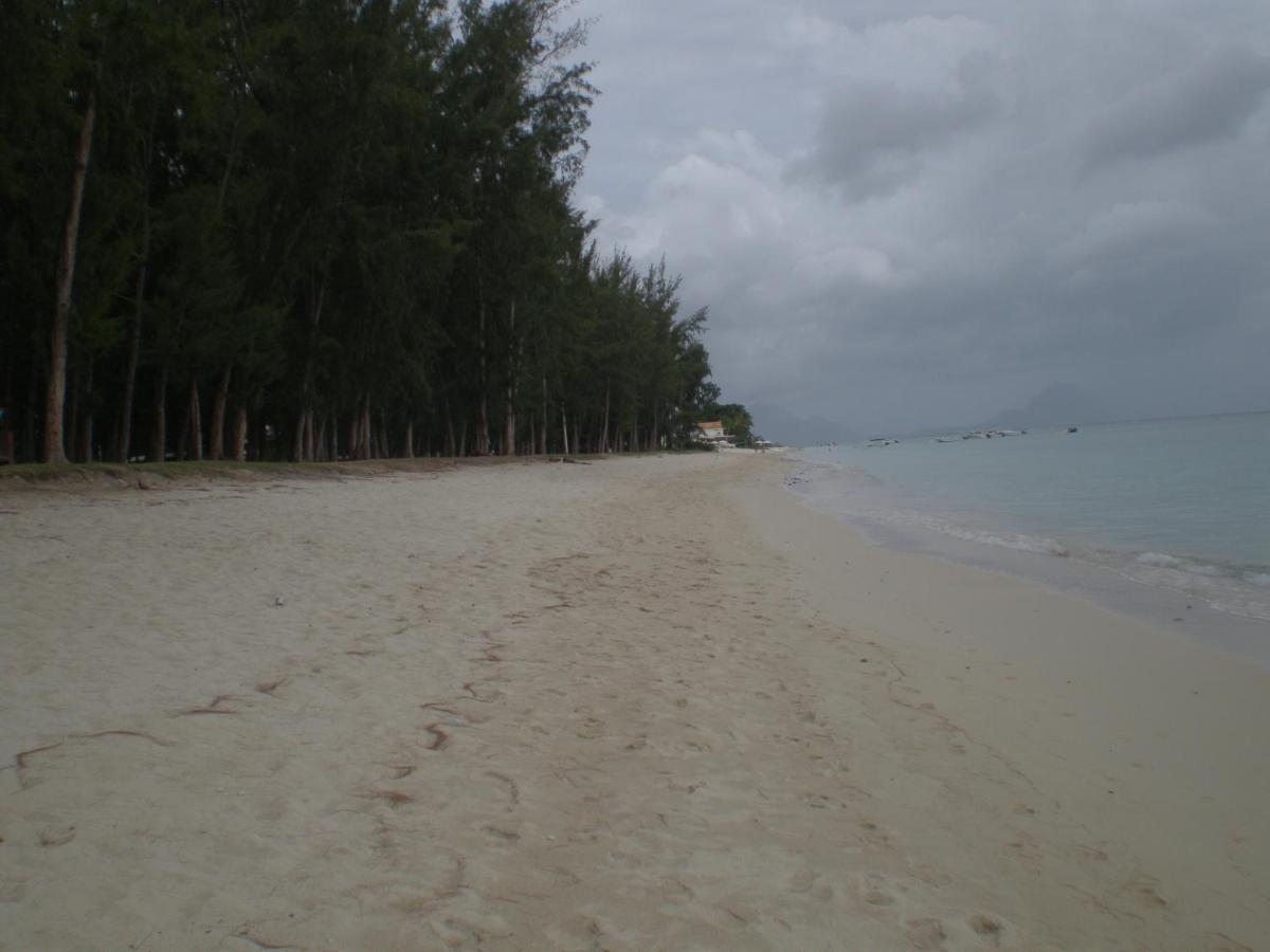 Best Holiday Beach Apartment Flic-en-Flacq エクステリア 写真